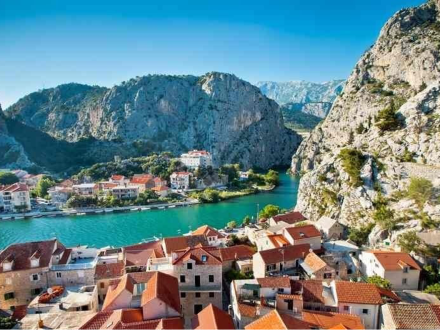 Immagine per Isole Incoronate